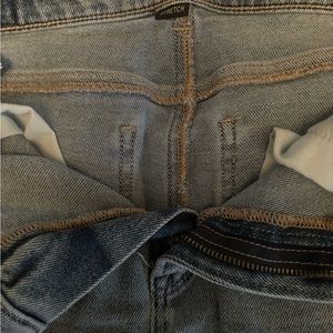 American eagle jeans, size 0, worn once, they’re too big on me.